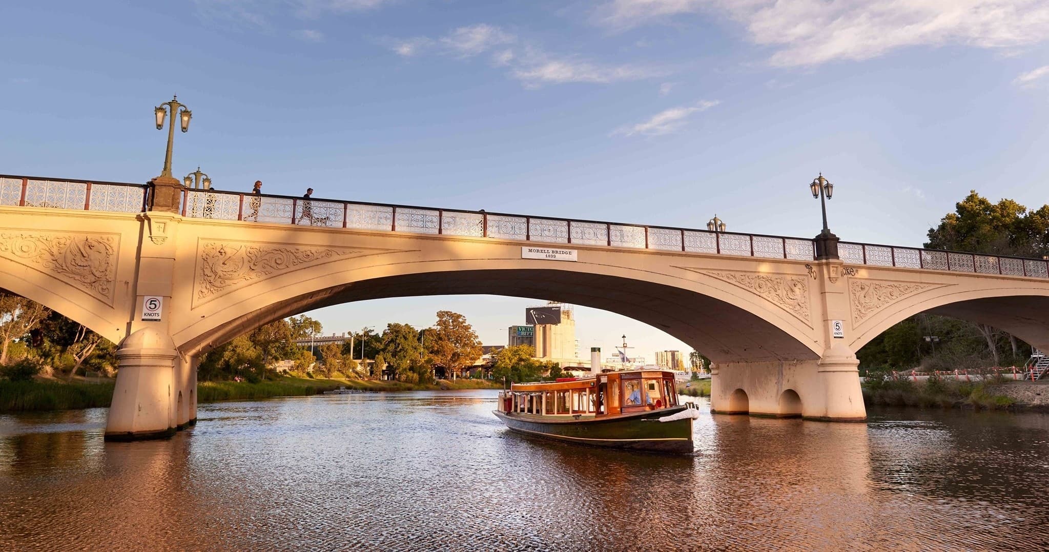 Explore Melbourne’s Yarra River: Classic Steamboat Full Cruise Experience