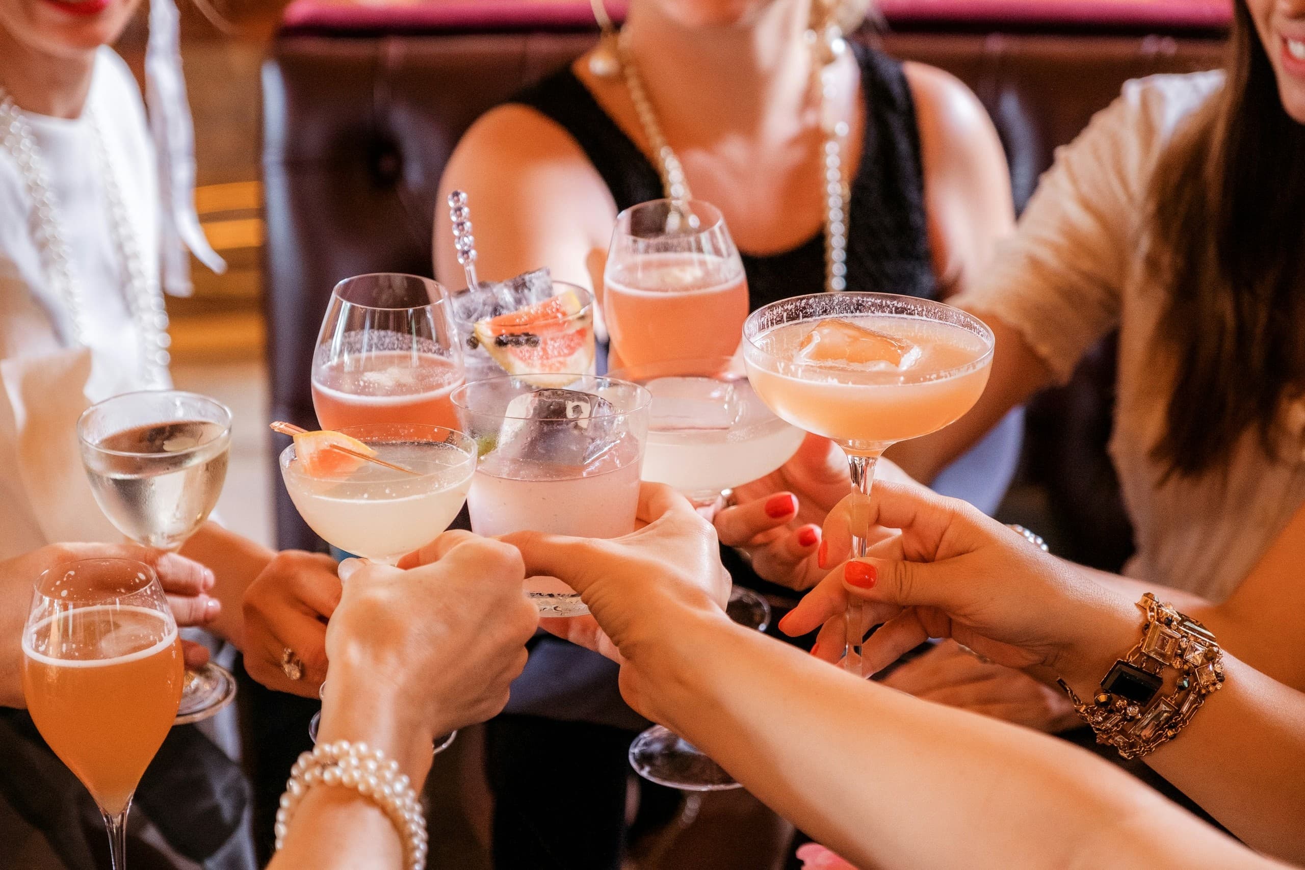 Dallas mobile cocktail class: private mixology workshops with BarBees