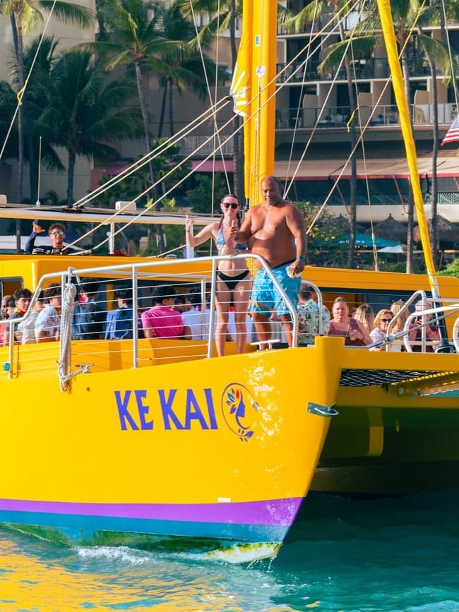 Waikiki Diamond Head Sail: One-Hour Coastal Cruise from Honolulu photo 3