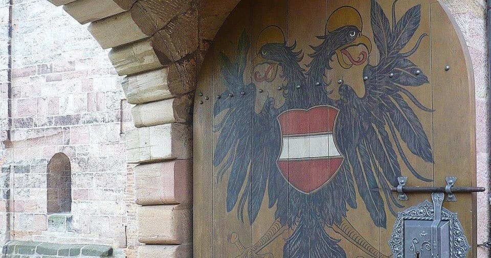 Urban Cultural Walk in Nuremberg with Old Town Tours