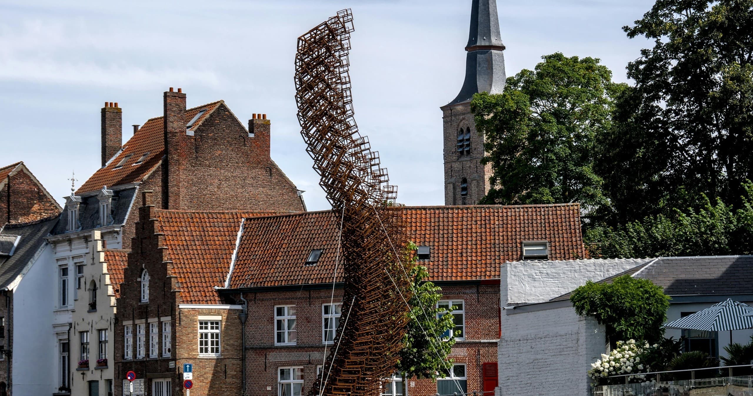 Two-Hour Historical Walking Tour of Bruges: Local Stories, Chapels & Brewery