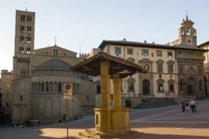 Private Six-Hour Arezzo Walking Tour: Renaissance Art, Hilltop Views & Wine Tasting