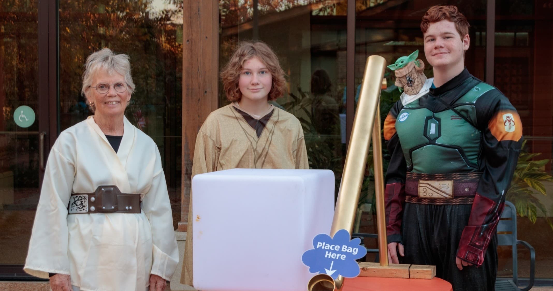 Garden Volunteer Experience | Reiman Gardens Outdoor Event