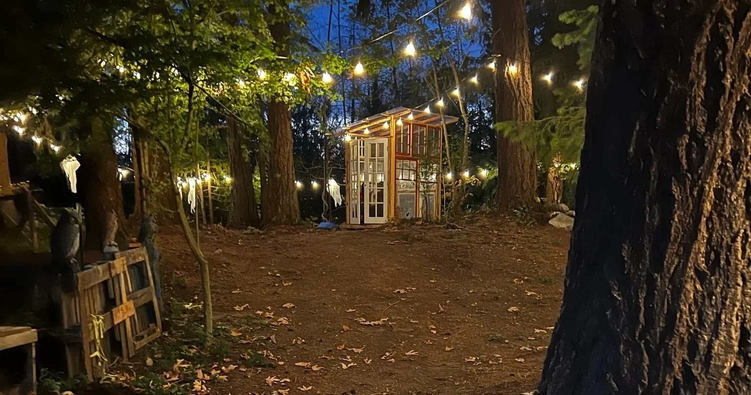Experience Spooky S'mores Night: Autumn Adventures at Vaughn's Farm Near Lynnwood, WA