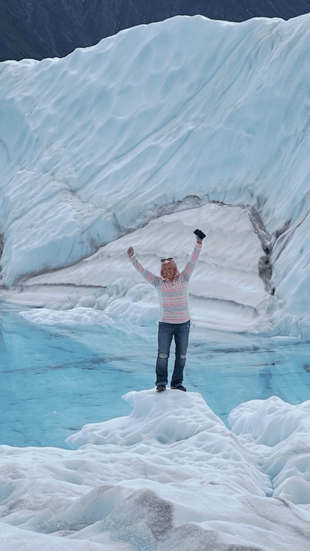Alaska Helicopter Tour: Glacier Landing & Blue Pools Adventure photo 2