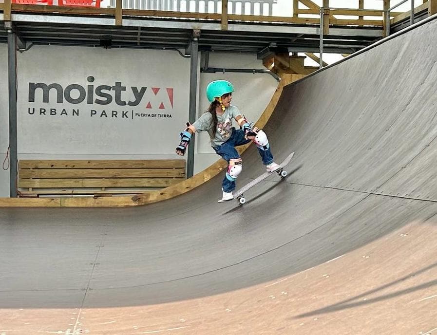 Private Skate, Roller & Scooter Lessons at Moisty Urban Park in San Juan photo 4