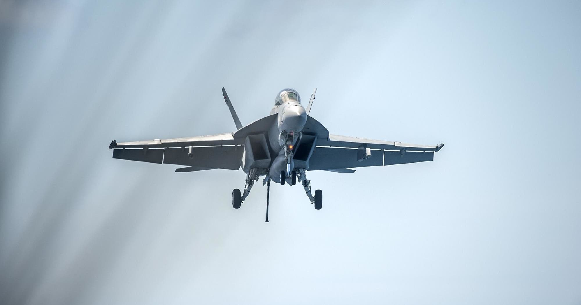 F-18 Flight Simulation Thrills at Altitude Flight Simulation