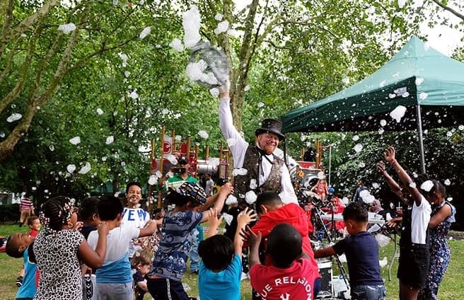 1-Hour Show in Toronto: JoJoFun Family Magic, Bubbles & Balloons