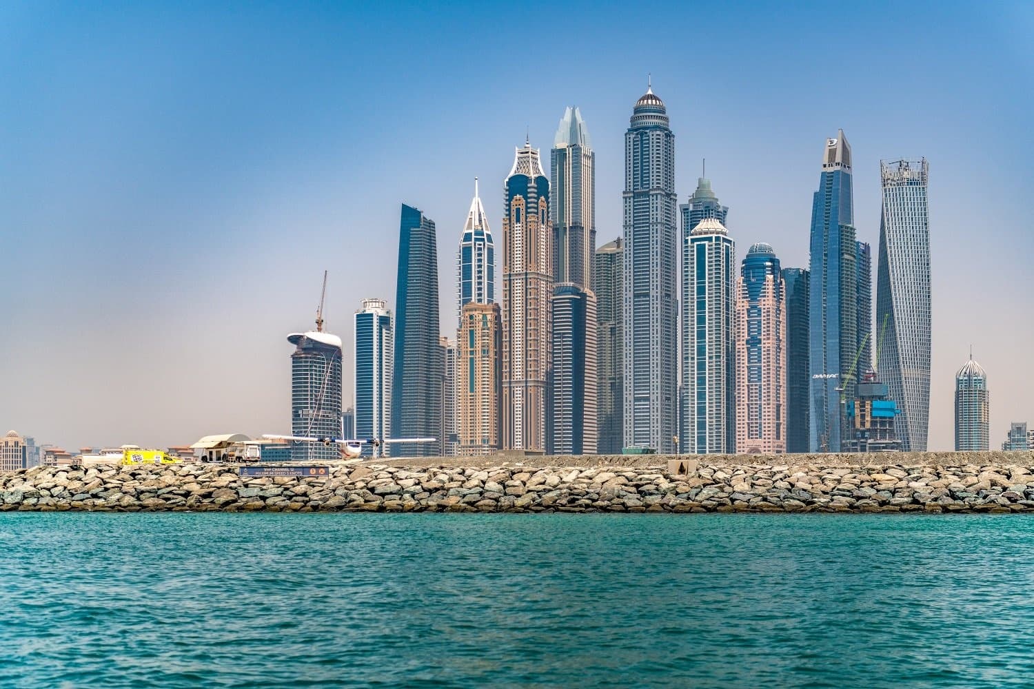 Dubai Landmark Tour Highlights with Wander with Nada