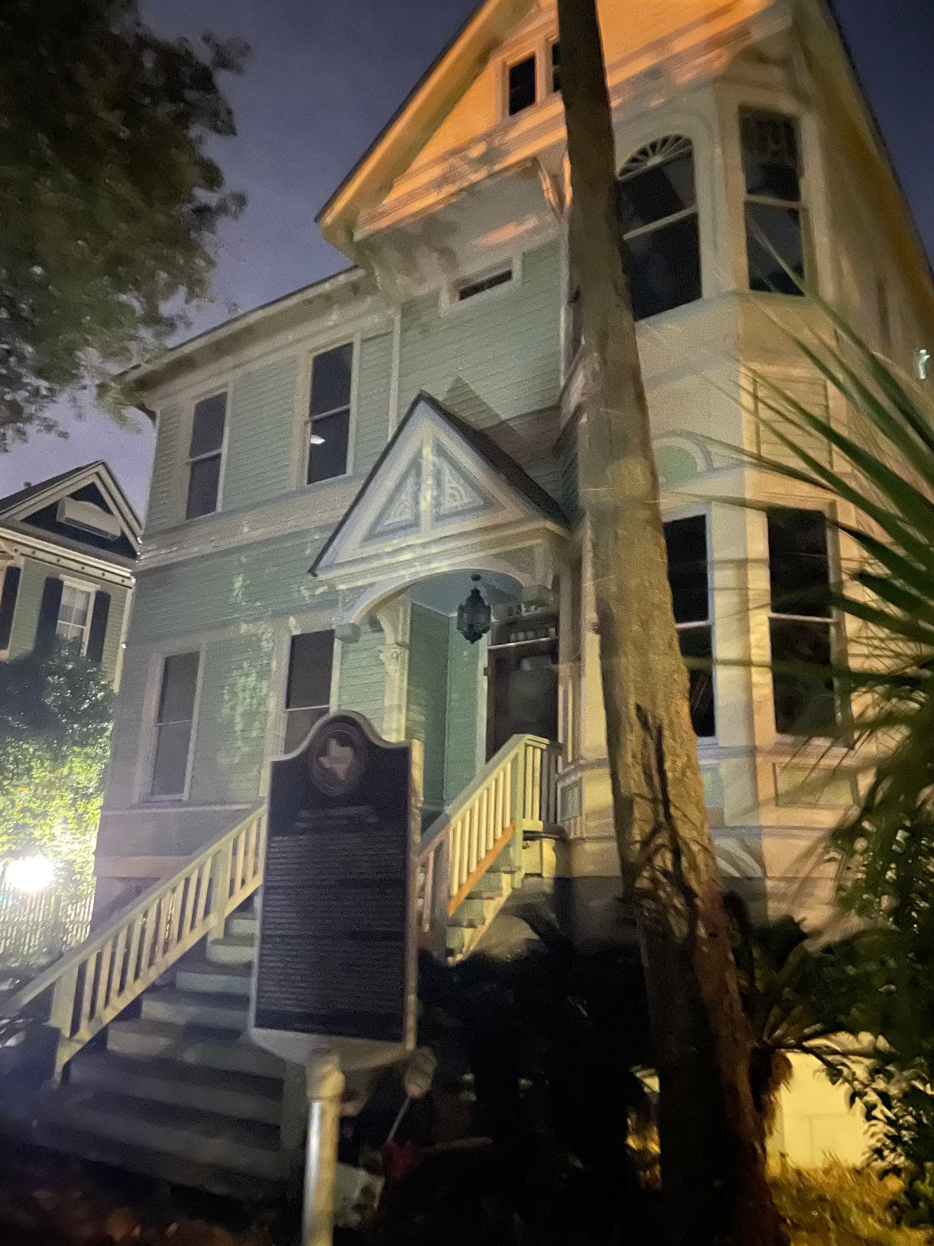 Galveston Ghosts Walking Tour: Haunted History Uncovered