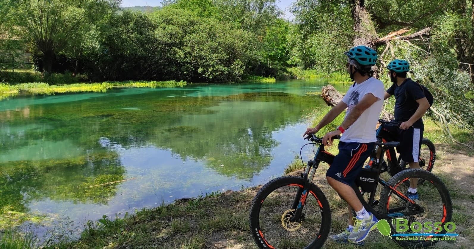 E-bike Adventure in Tirino Valley with Cooperativa Il Bosso