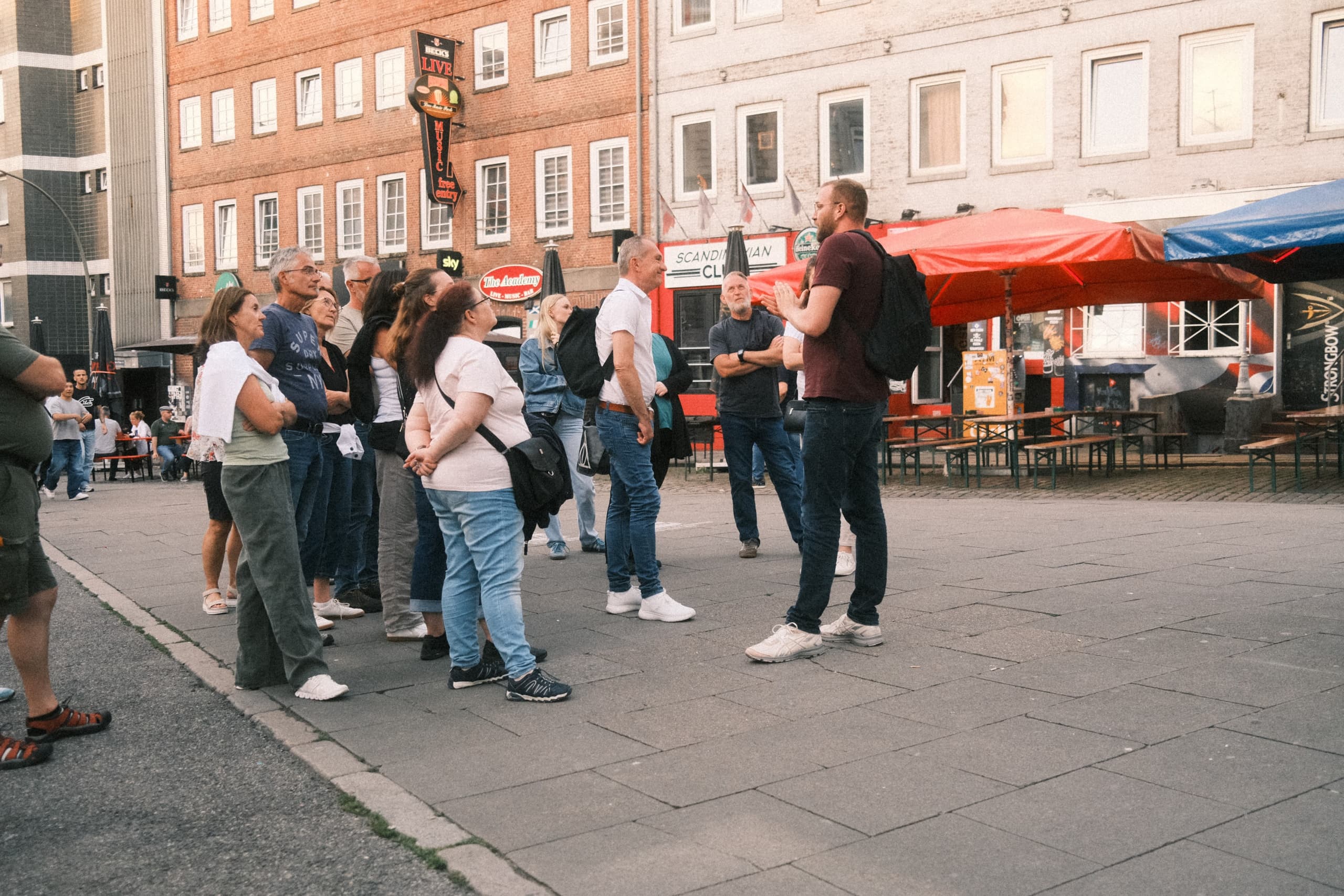 Inside St. Pauli: Reeperbahn Tour with Local Guides in Hamburg photo 1