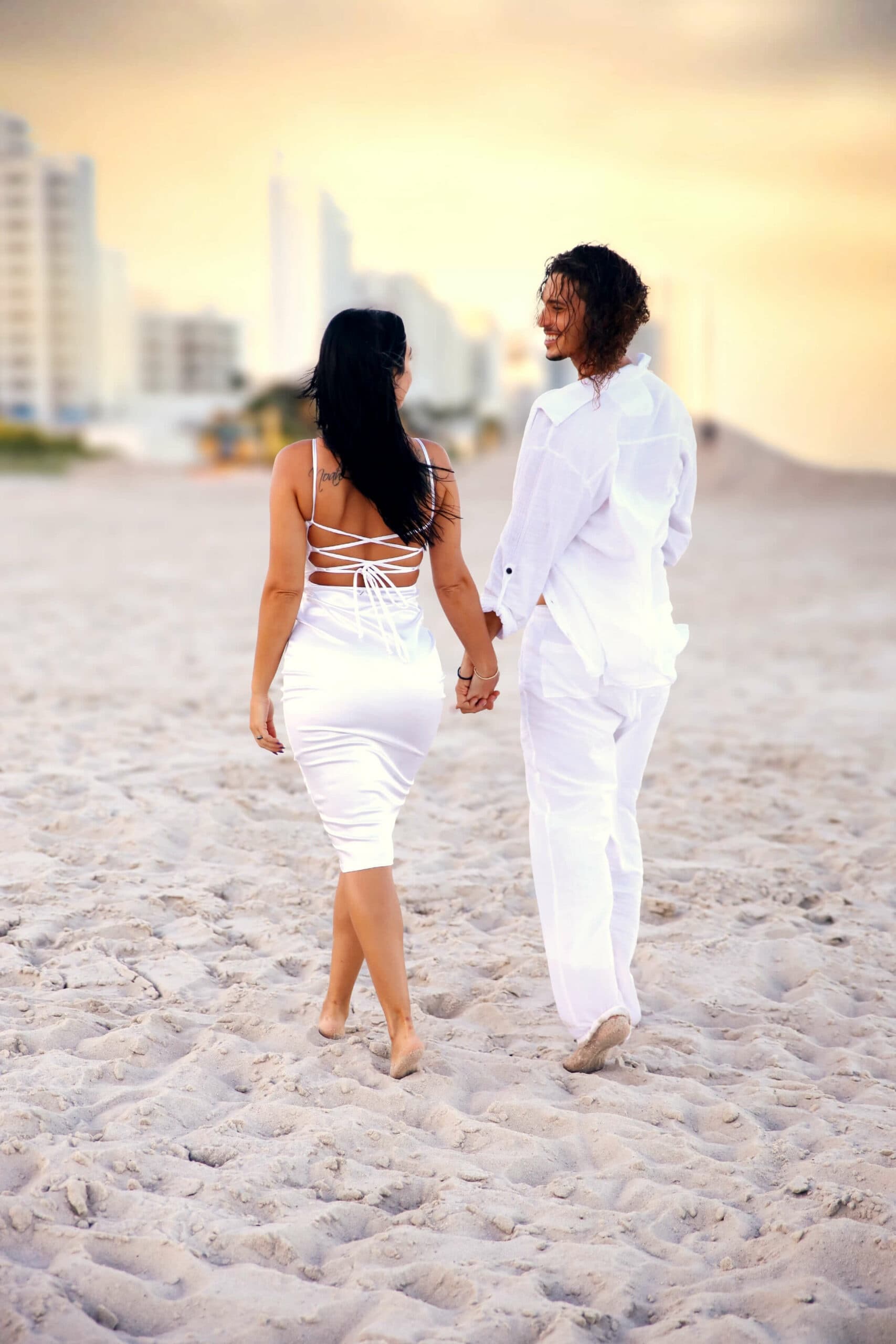 Couple Photography at Miami Beach with Cristian Valles Photography