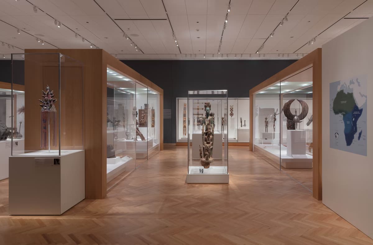 Explore Art with a Self-Guided Tour in Chicago