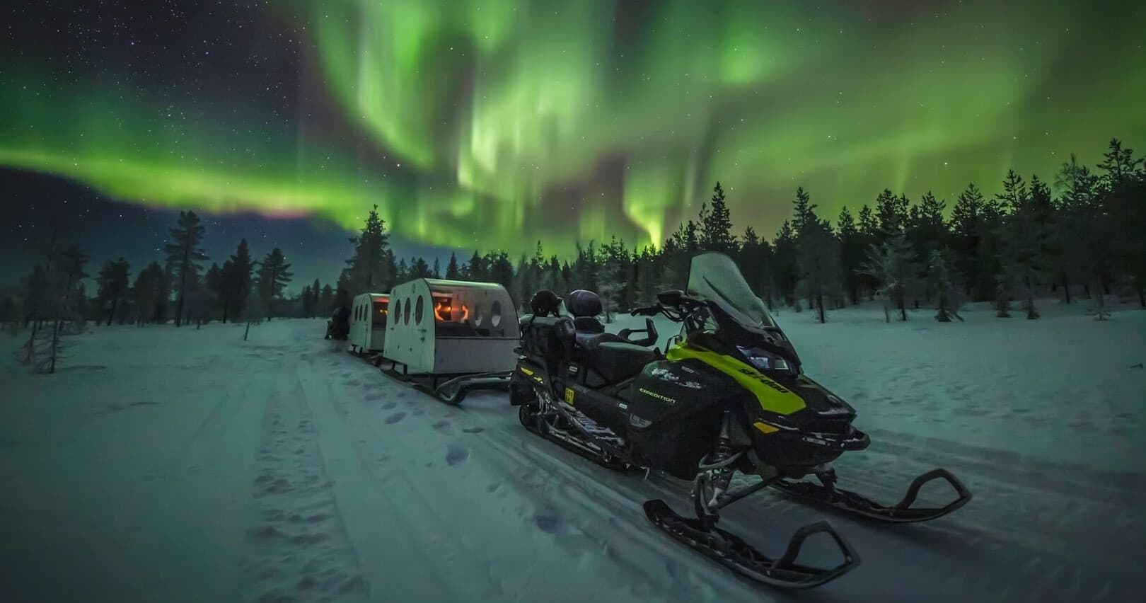 Aurora Sleigh Rides at Northern Lights Village Levi