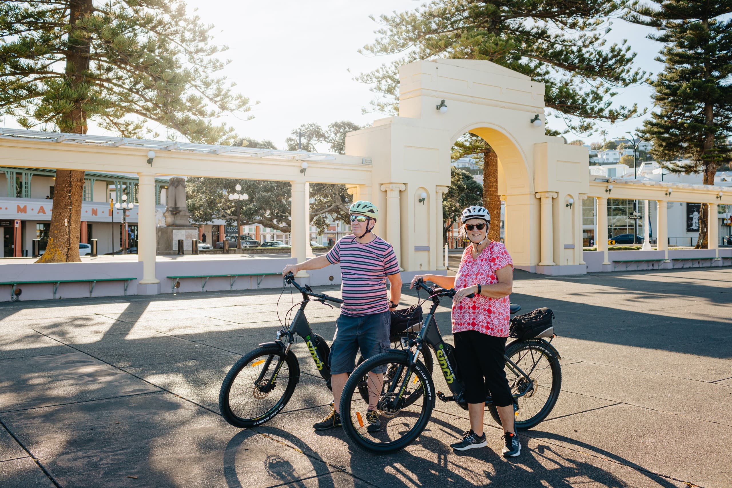 Pedal Napier: Art Deco Streets, Ahuriri Estuary Birds & Coastal Cafes