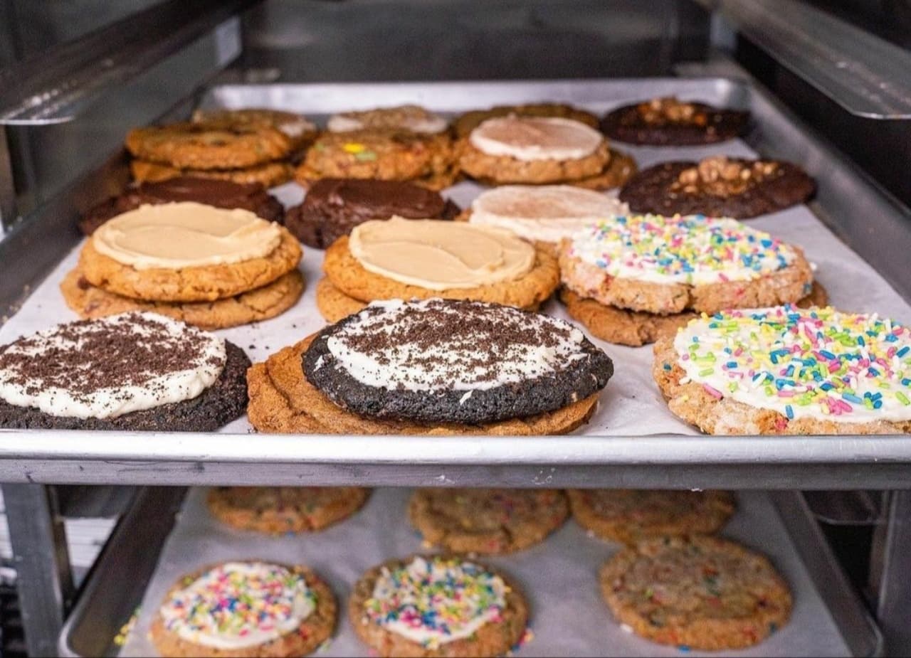 Hell’s Kitchen Food Tour by Manhattan Walking Tour