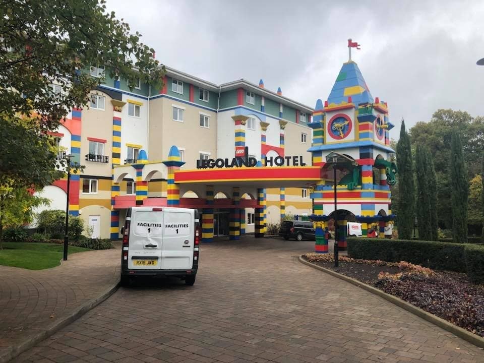 Private Transfers to Legoland with London Minicab Service