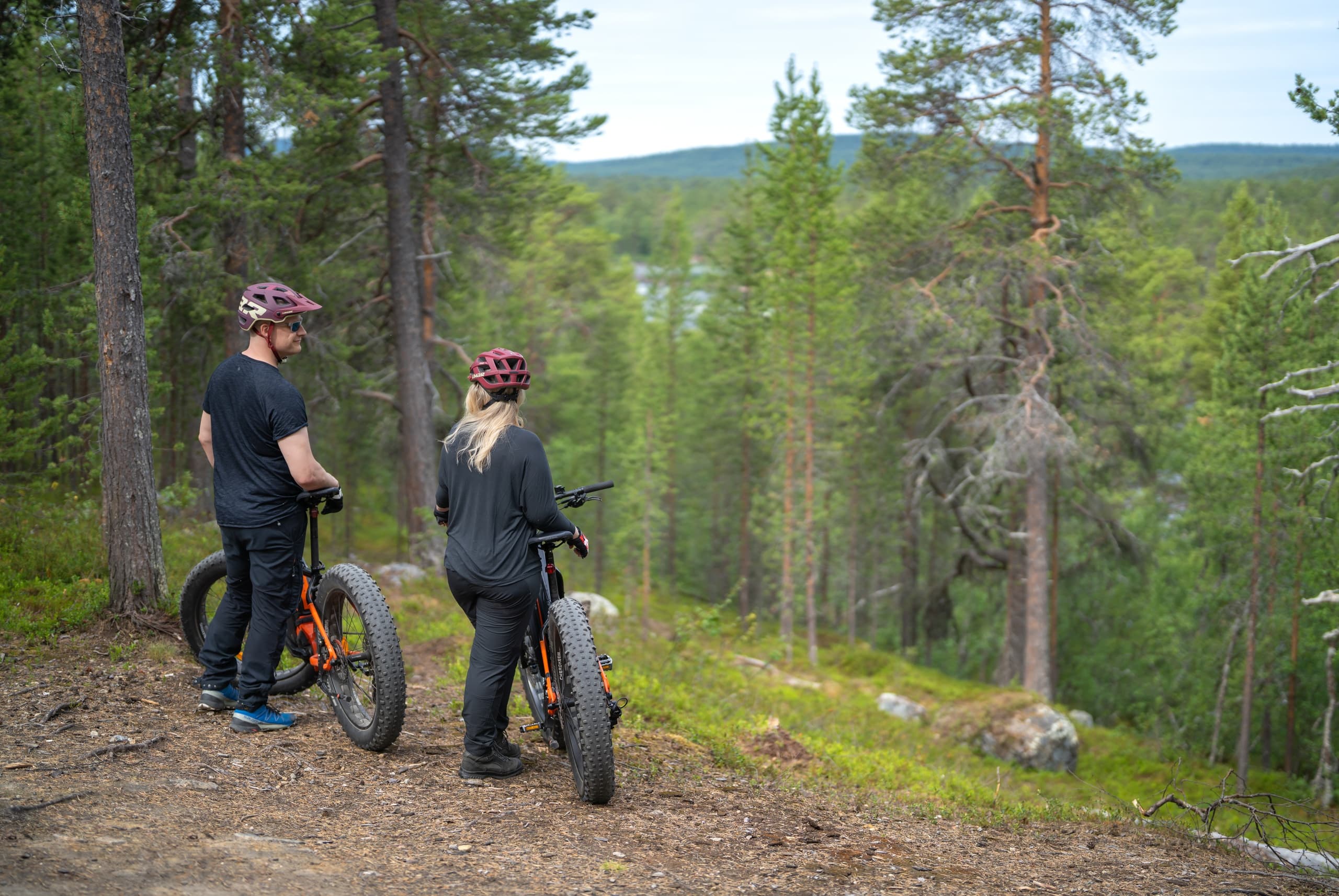 E-Fatbike Adventures with Wilderness Hotel - Inari