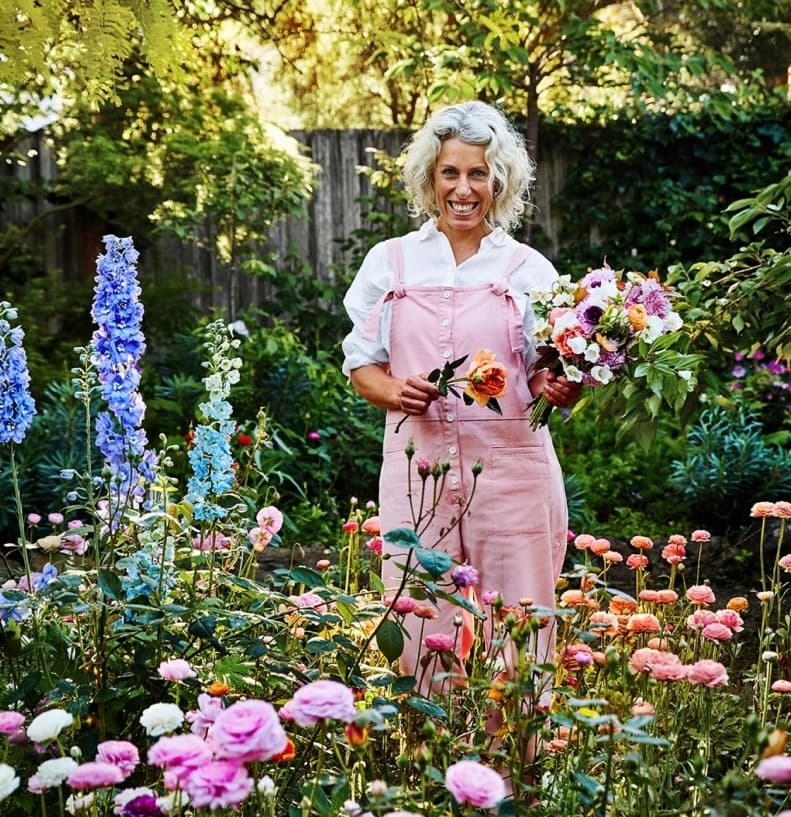 Floral Bouquet Workshop at Table Cape Tulip Farm with Petrina Blooms
