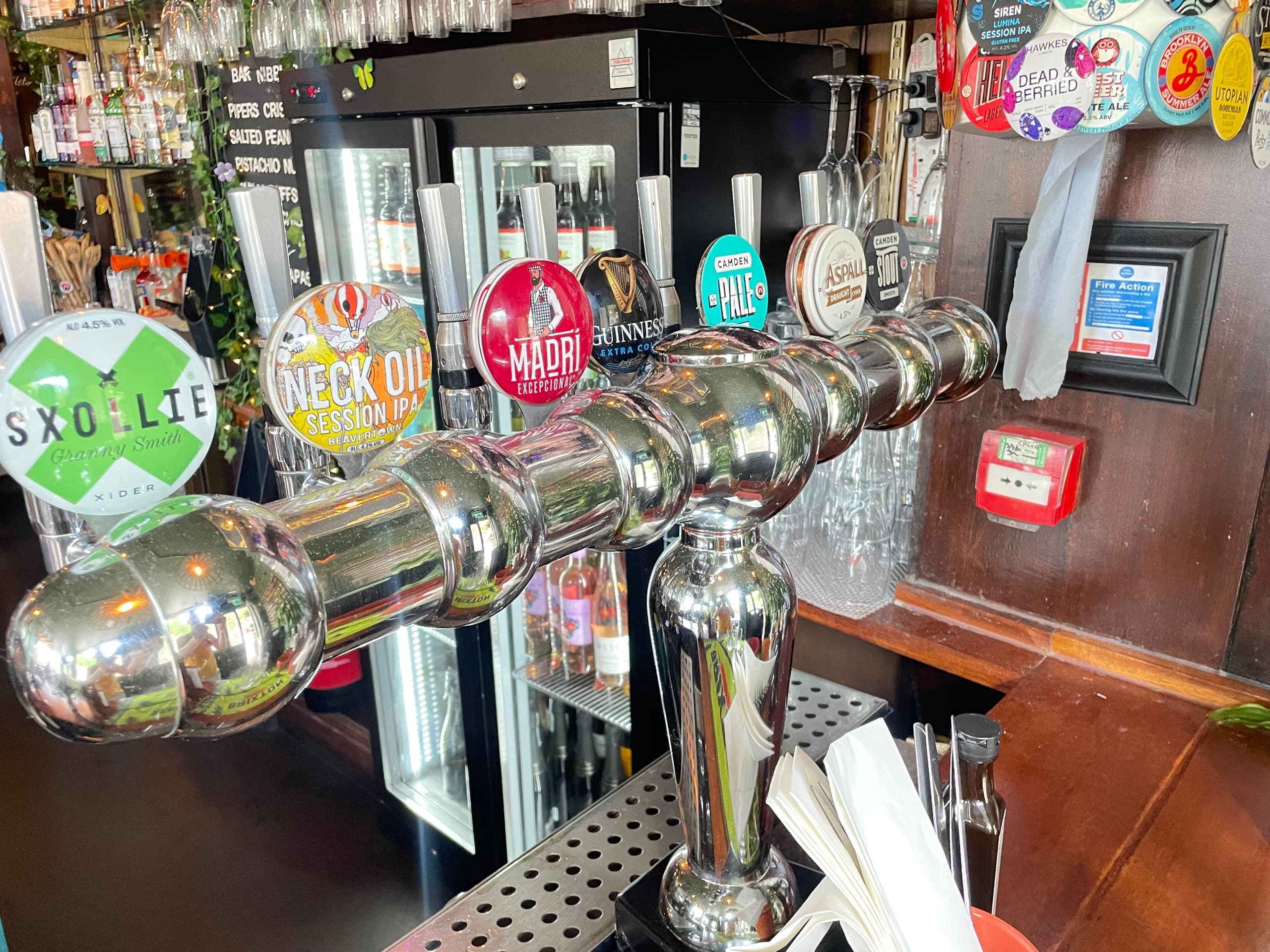 Land-Adventures: London Historic Pub Tour by Brit Icon Tours