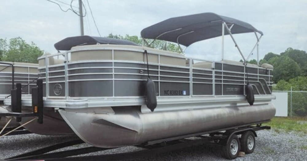 Lake Day Aboard the 22' Pontoonz in Mineral Bluff, Georgia