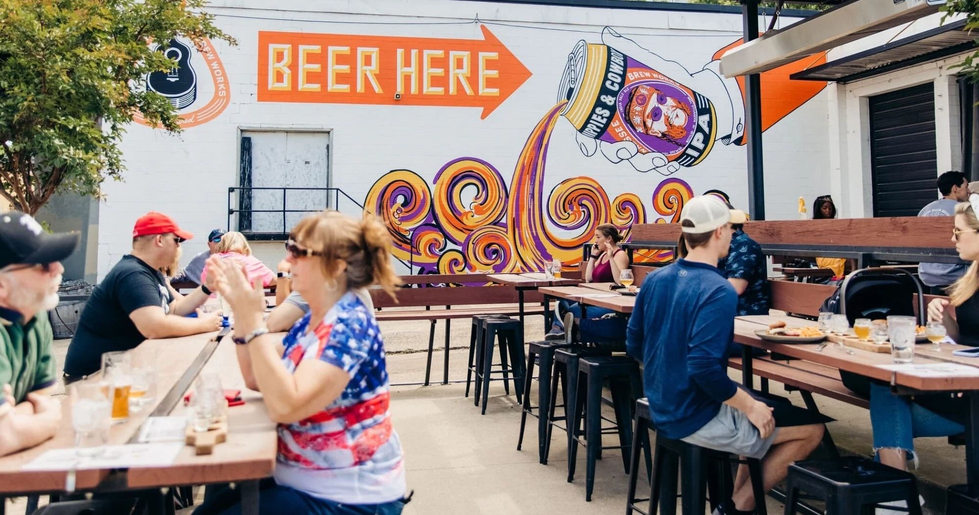 Nashville Mini-Golf Masters Brewery Tour: 9-Hole Trolley Hop Through Local Breweries photo 2