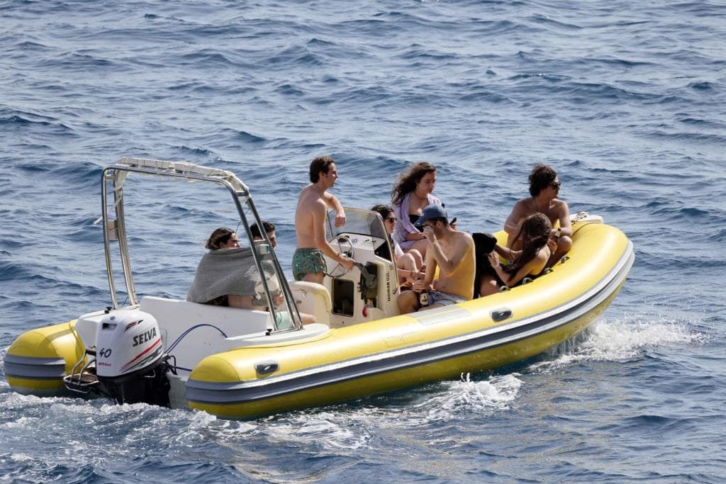 Boat Rental Adventure with Capri Whales in Capri