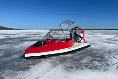 Hovercraft Flight Lake Geneva: 15-Minute Ice Ride in Spring Park, MN
