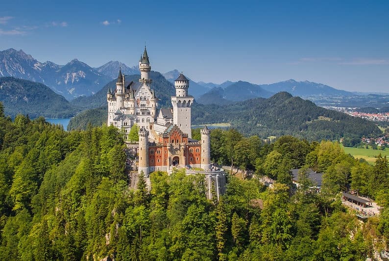 One-Day Neuschwanstein from Munich: Alpsee, Marienbrücke & Castle Tour