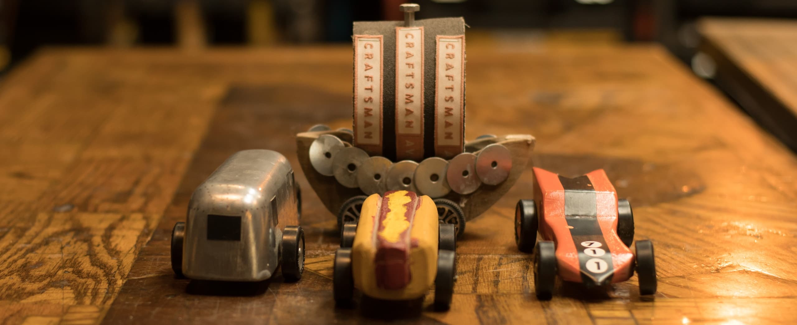 Family-friendly Land Adventure: Pinewood Derby Car Racing