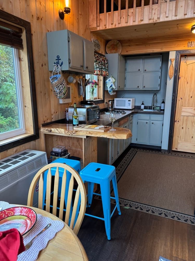 Seaside Cabin Retreat with Miller's Landing in Seward, Alaska