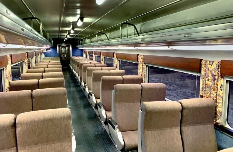 First Class Streamliner: Vintage 1950s Train Ride from Williams to the Canyon