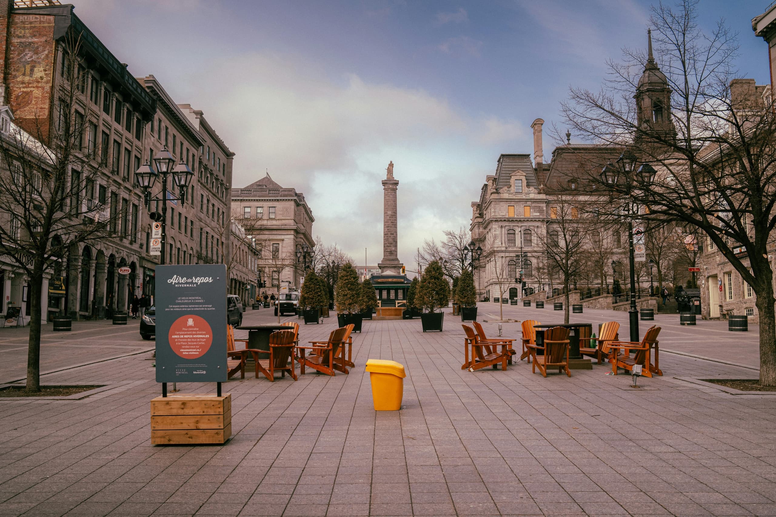Urban Walking Tour of Montreal by Toonie Tours