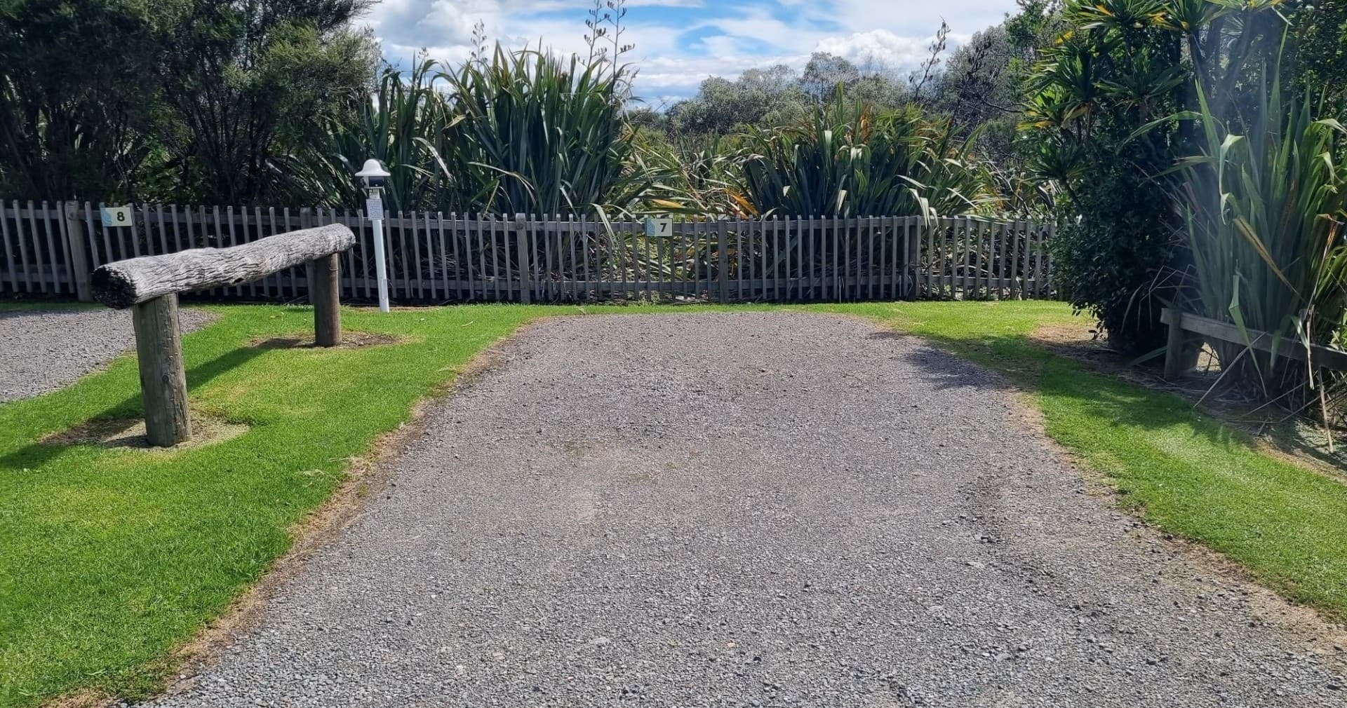 Waikite Valley Hotpools: Powered Campervan Camping