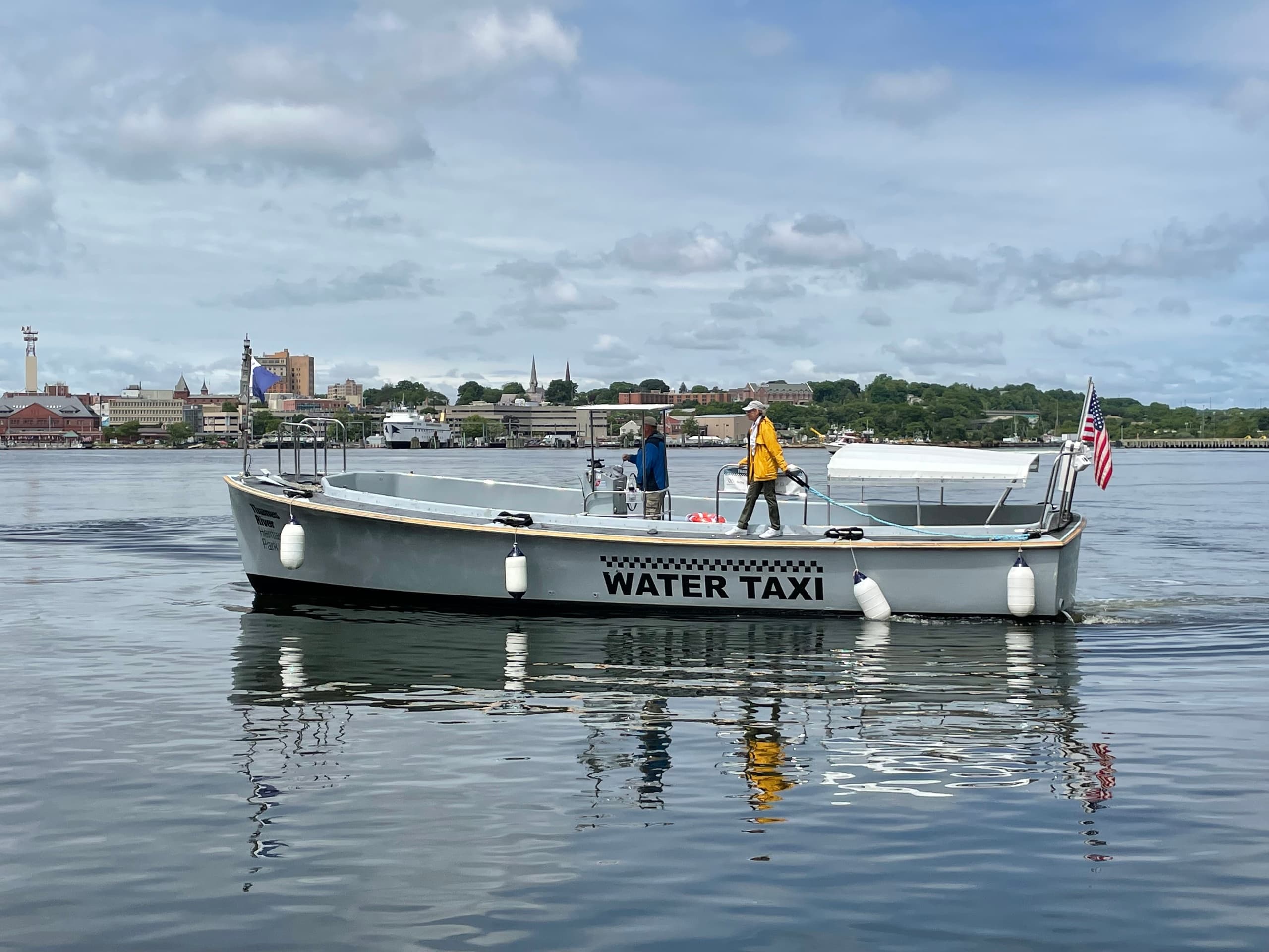 Hop-On, Hop-Off Harbor Cruise on Thames River, Connecticut