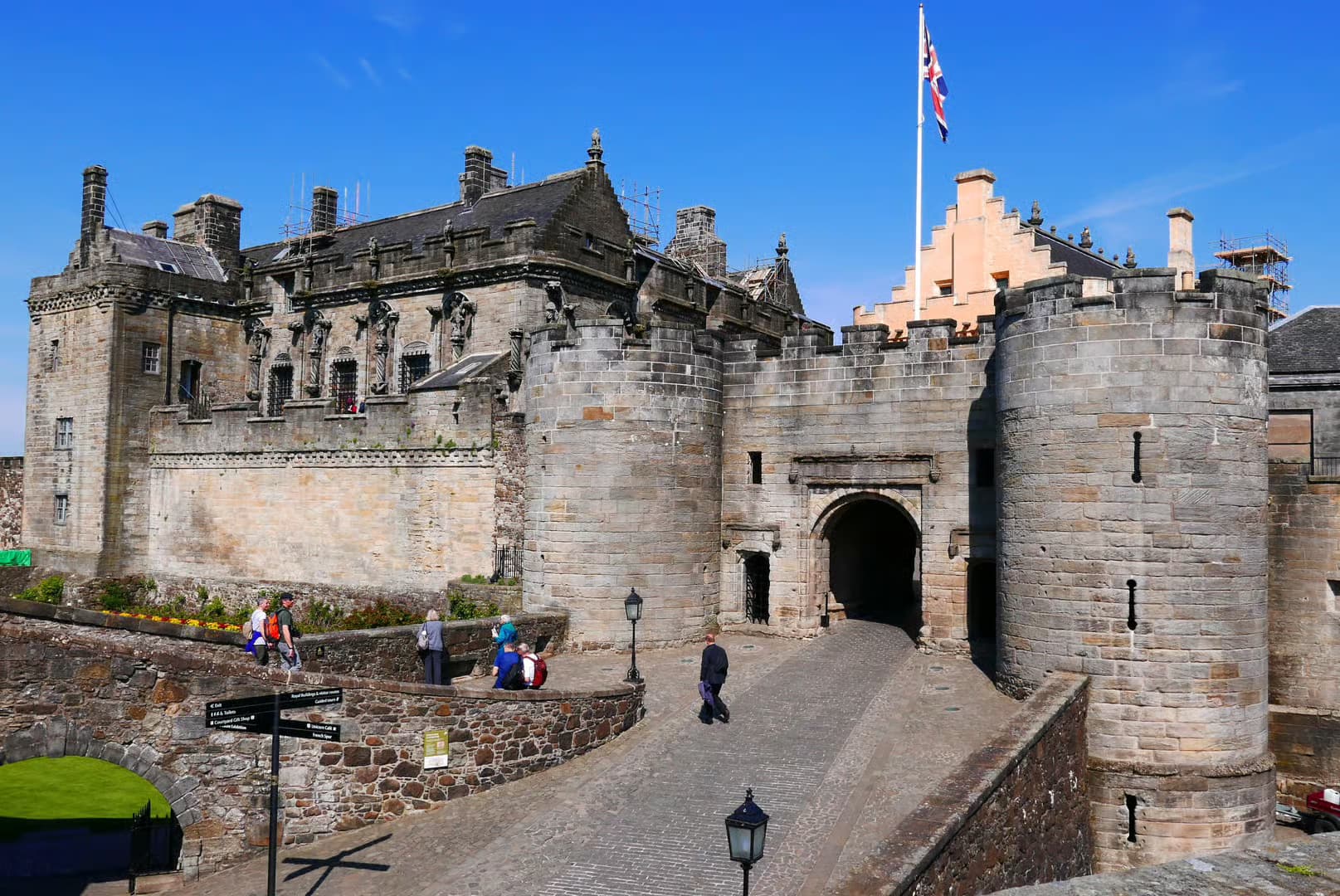 Pedal Through Stirling: Wallace Monument, Stirling Castle & Cambuskenneth Abbey E-Bike Tour photo 4