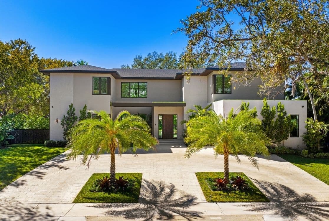 Villa Jasper Miami Shores — 9-Bedroom Luxury Mansion with Pool & Private Putting Green photo 2