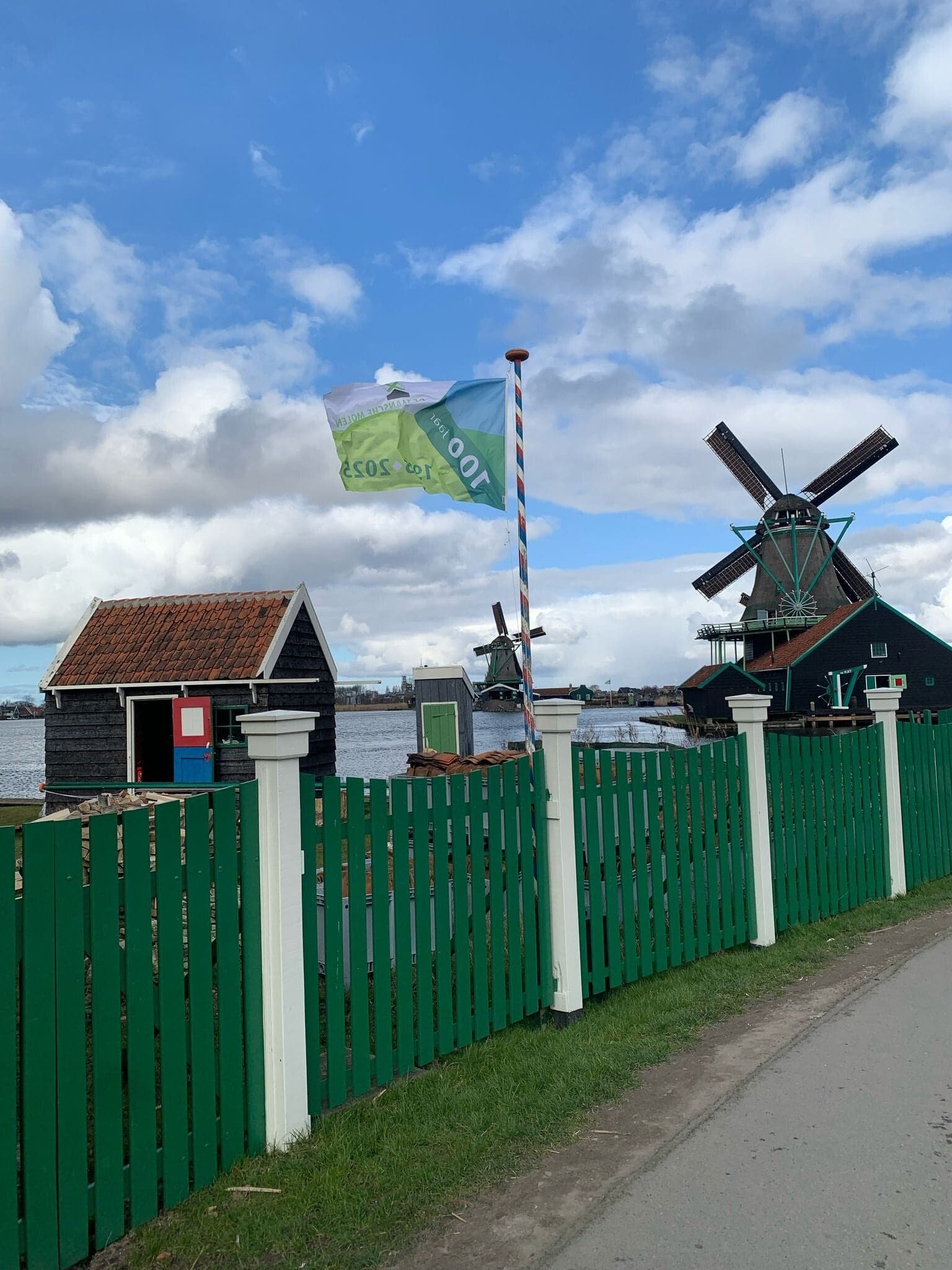 Rossi Tours’ Dutch Heritage Day Trip: Zaanse Schans & More