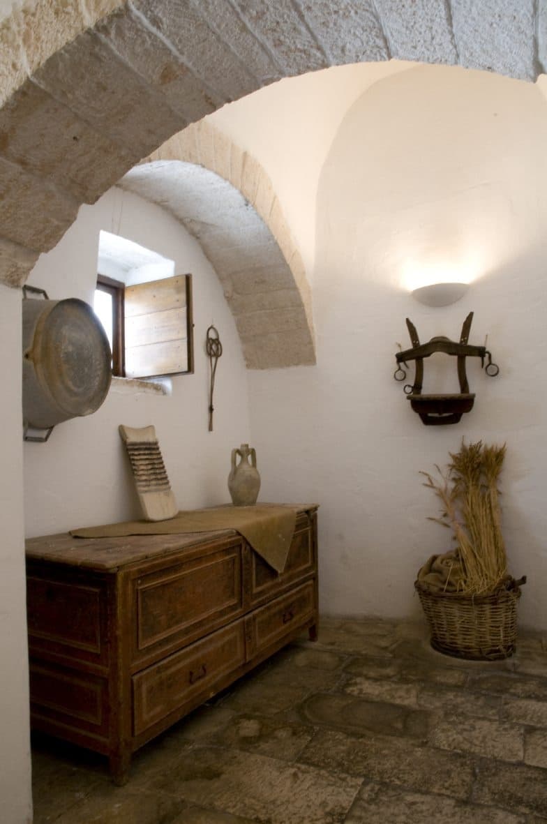 Inside Trullo Sovrano: Alberobello’s 14-Meter Cone House photo 2