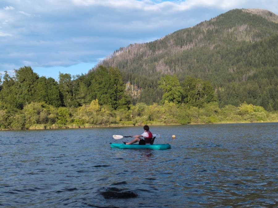Single Kayak Adventure in Cascade Locks, Oregon