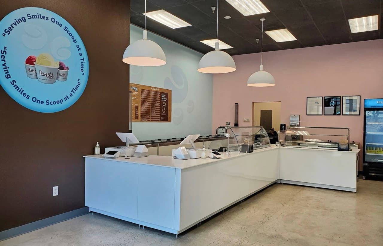 Santa Cruz Ice Cream Tour: Beachside Scoops and Coastal Flavors photo 3