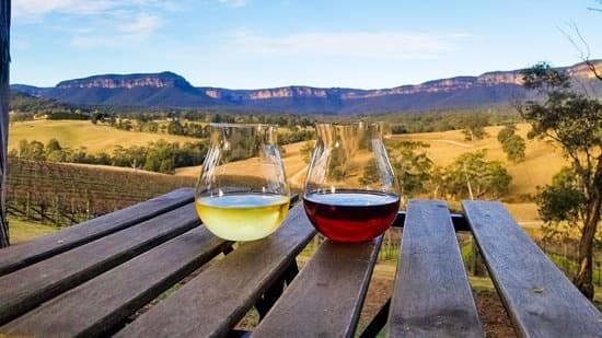 Explore Megalong Valley Wineries: Scenic Tours and Tastings in the Blue Mountains