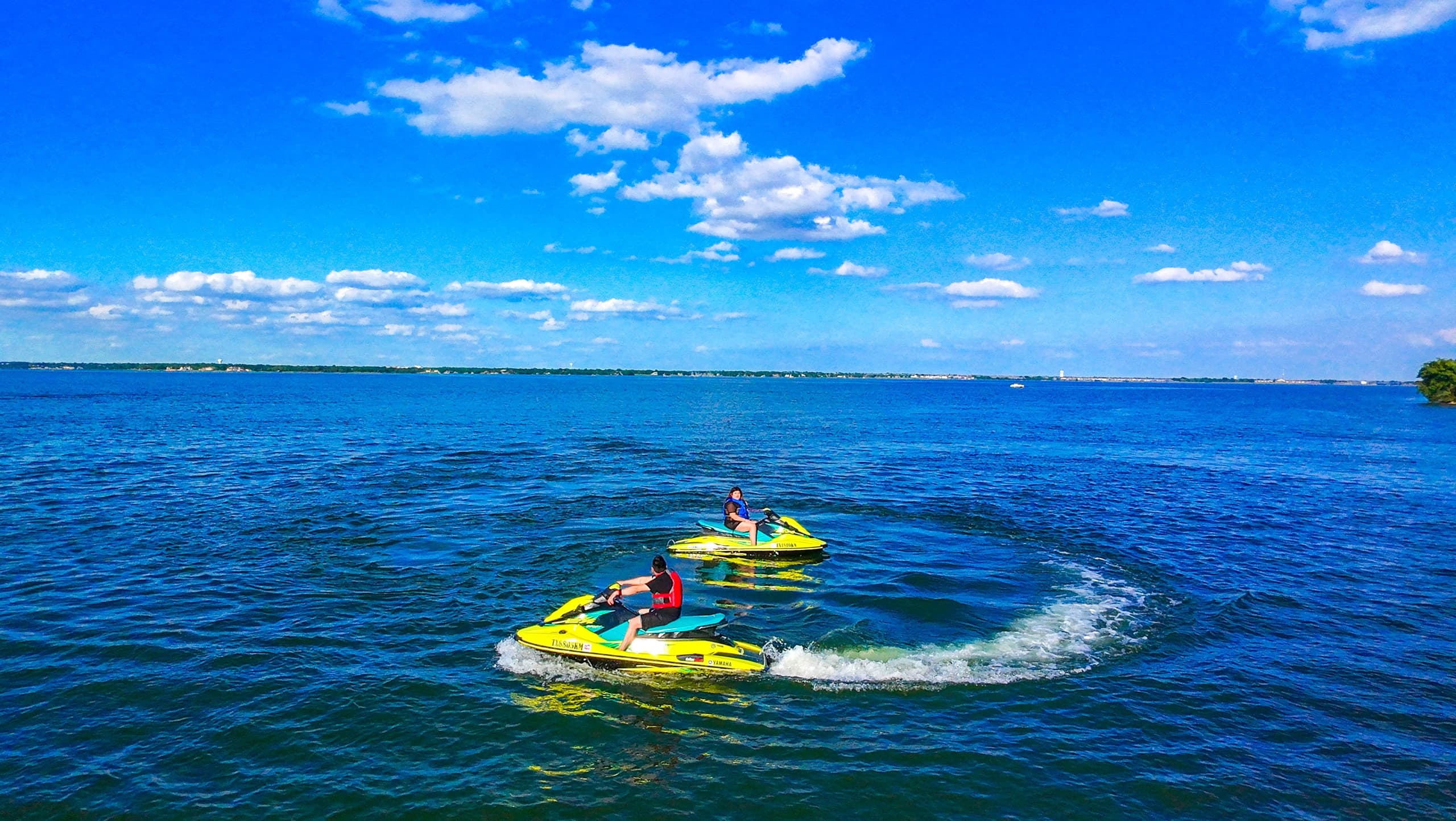 Jet Ski Tour at Lake Ray Hubbard: 1-Hour Ride & 360 Photo in Rockwall, TX photo 1