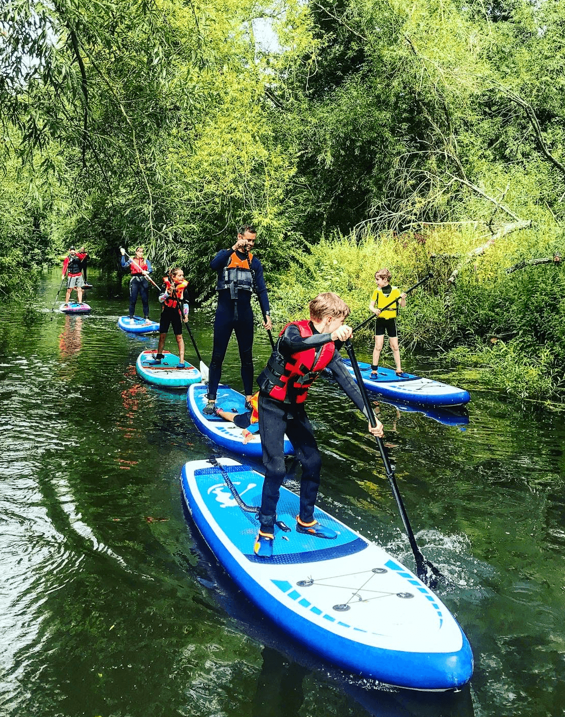 Paddle Boarding Parties on the River Thames with Go With The Flo