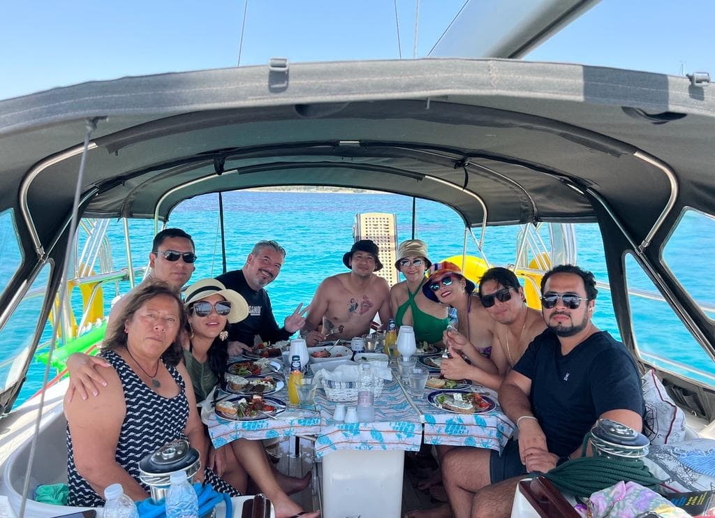 Private Sail to Cape Sounion: Full-Day Greek Culinary Cruise from Kallithea photo 3
