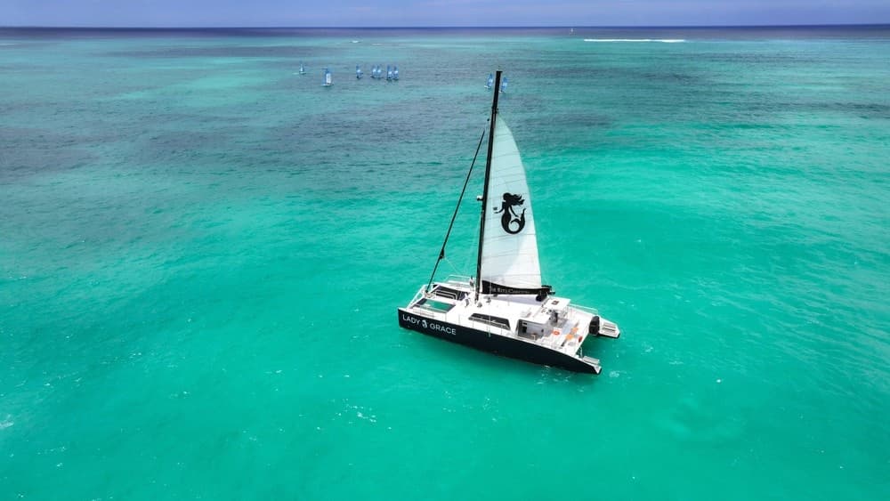 Grace Bay Snorkel Sail to Turks and Caicos Barrier Reef aboard Lady Grace photo 3