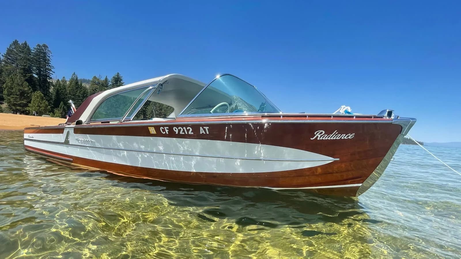 Alpenglow: Private Day Cruise in South Lake Tahoe