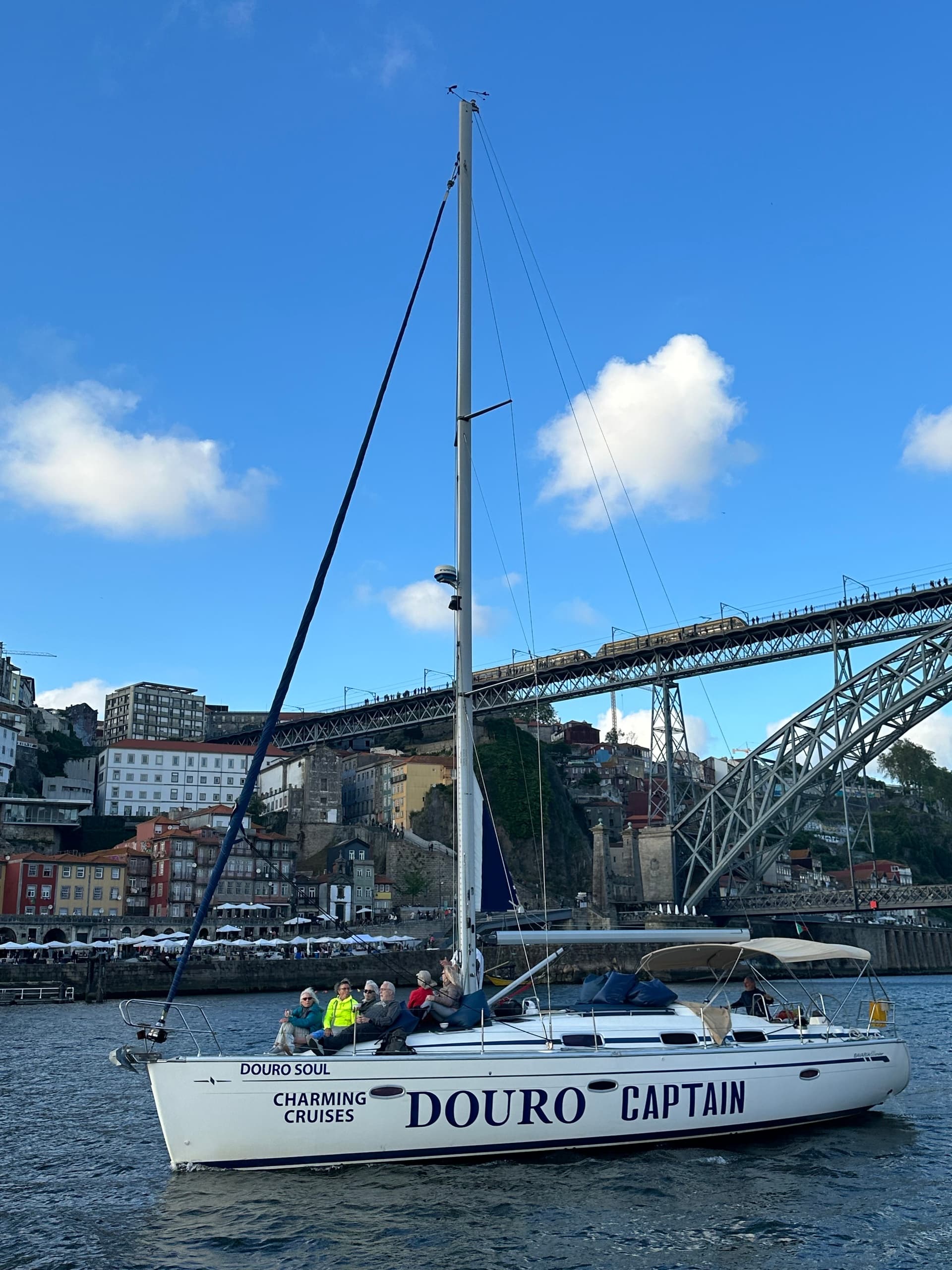 Douro Captain Lda: Birthday on Board in Porto's Scenic Waters