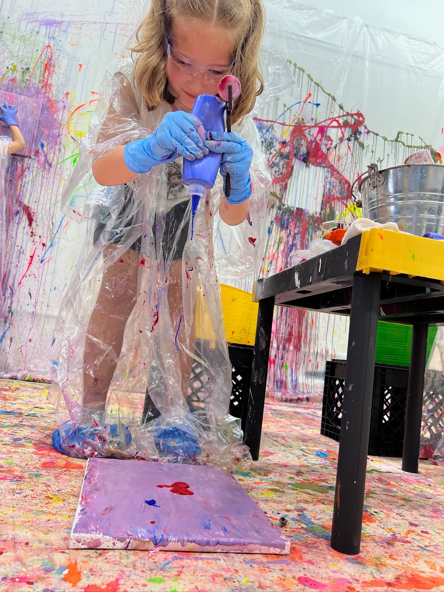 Greenville Holiday Kids Splatter-Paint Session — 30-Minute Messy Art Adventure